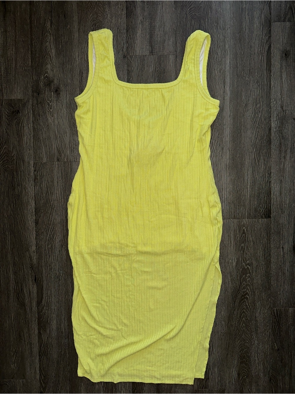Maliyah Ribbed Midi Dress - Picture 1 of 11
